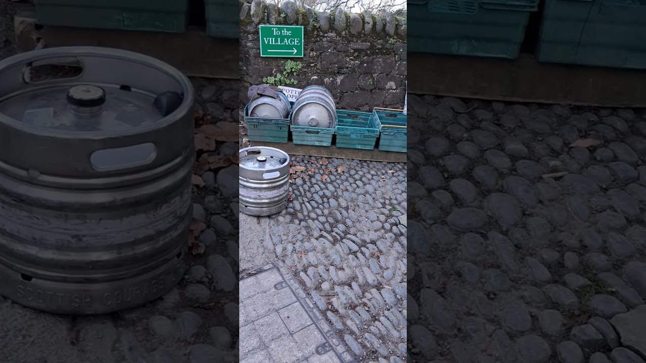🍺Жду, когда пойду в паб 😋 в деревне Кловелли, Девон.