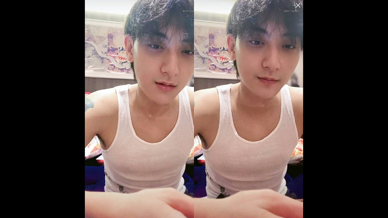 ZTAO doing live stream on Kwai: Playing with Kandy(200907)tao face looks sooo tired😔