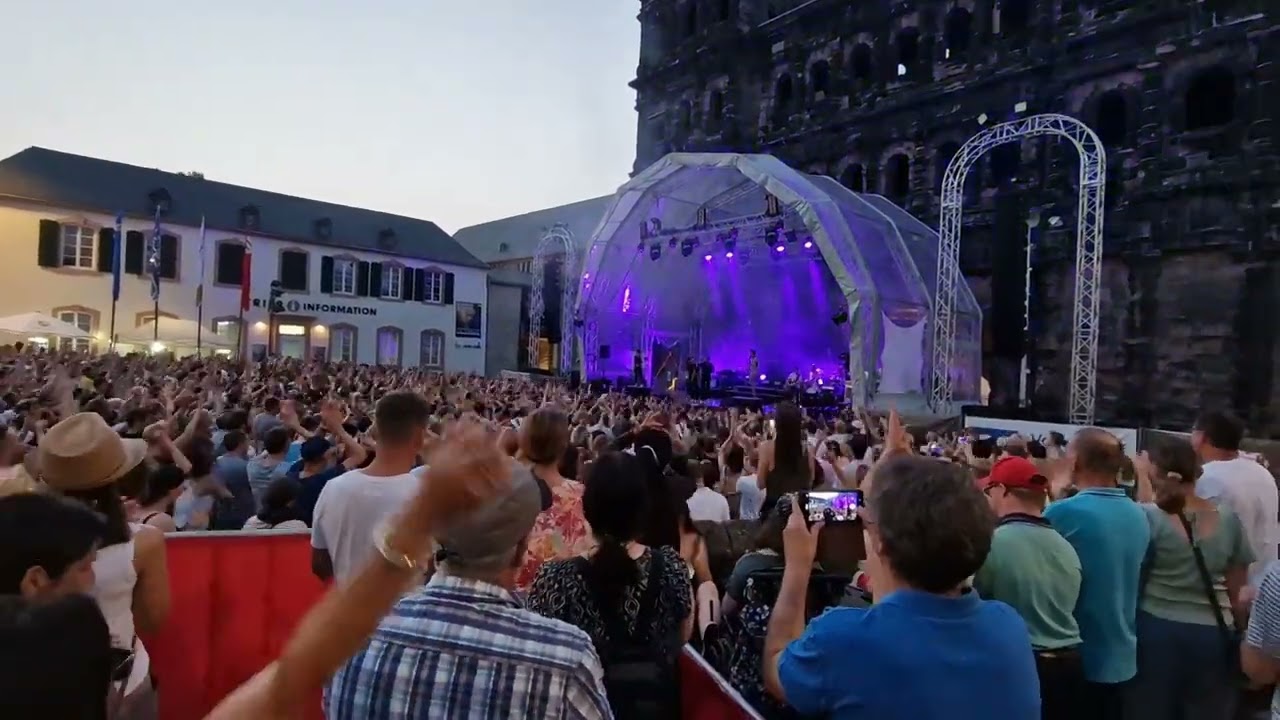 Clueso live in Trier Porta Nigra 18 Juni 2022