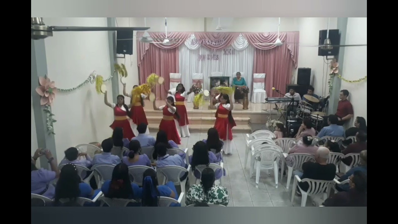 Danza " Le llaman Guerrero "     Danzando para el Rey de Reyes