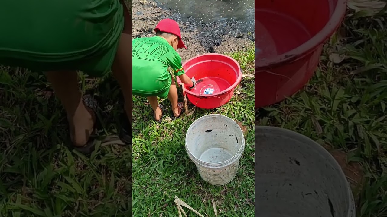 Tát hầm cuối năm