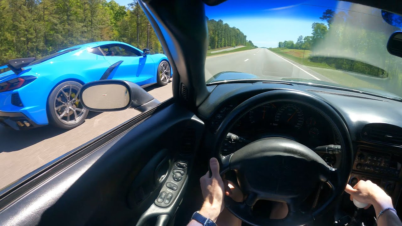 Старый против нового // Кулачковый C5 против стокового C8 Corvette Street Racing