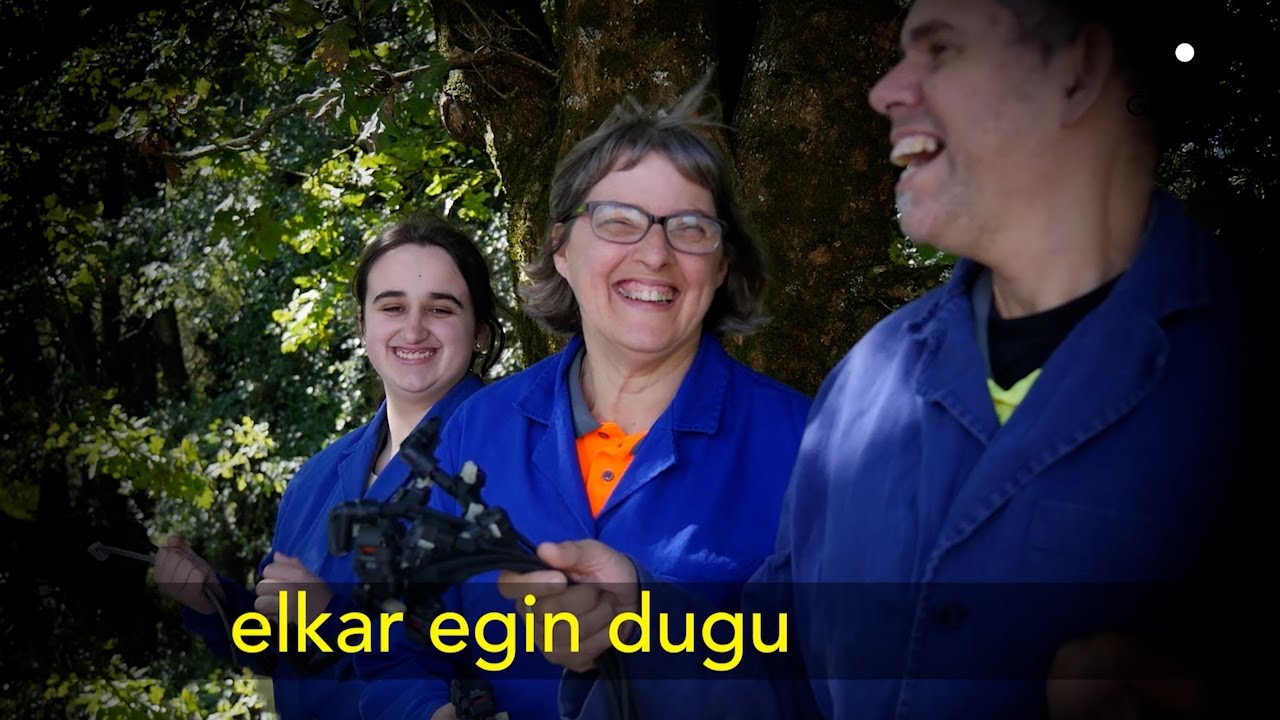 Gureak, kantu nahiean!