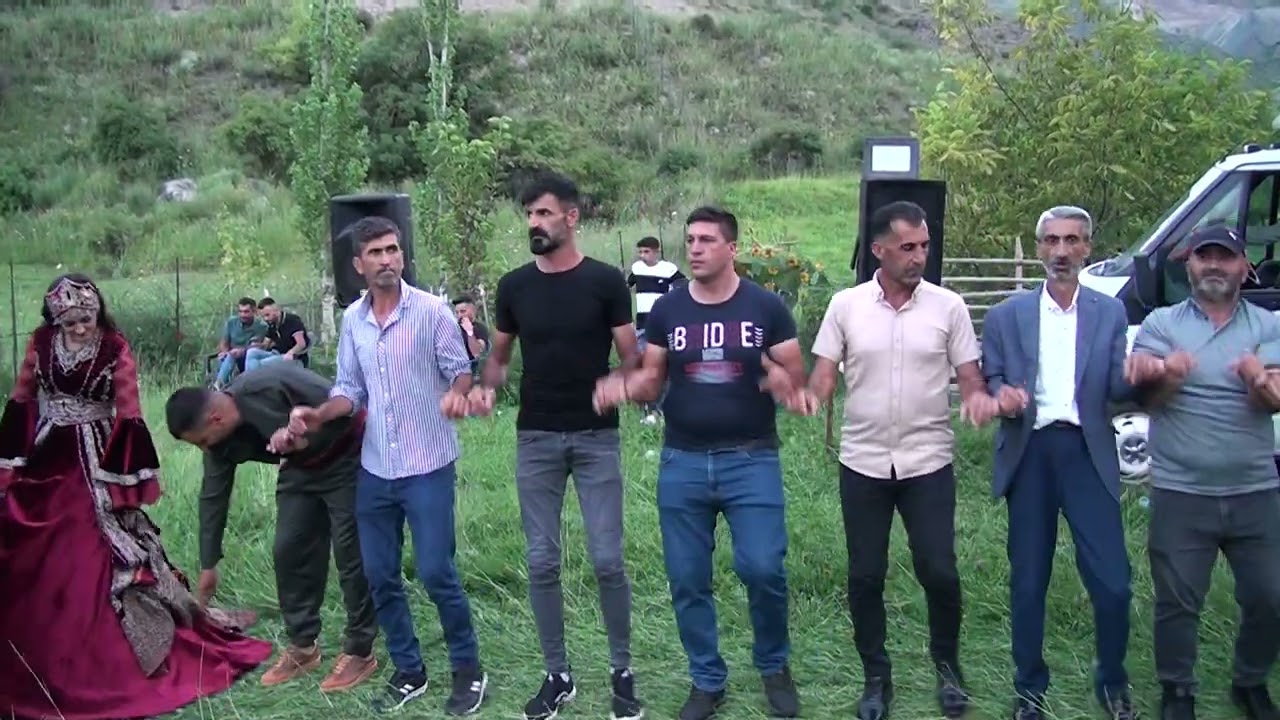 HARİKA OYNADILAR !!! KAĞIZMAN Dut köyü '' DENİZ & ÖZBEY' ailesinin düğünü grup zilan