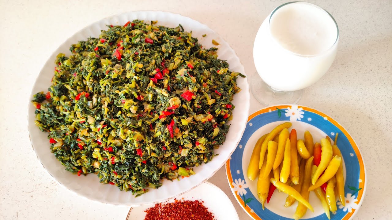 سلق مع بقدونس المقلي بزيت الزيتون أكلة توراثية كردية طيبة جربوها على طريقتي مارح تندموا 😍😋
