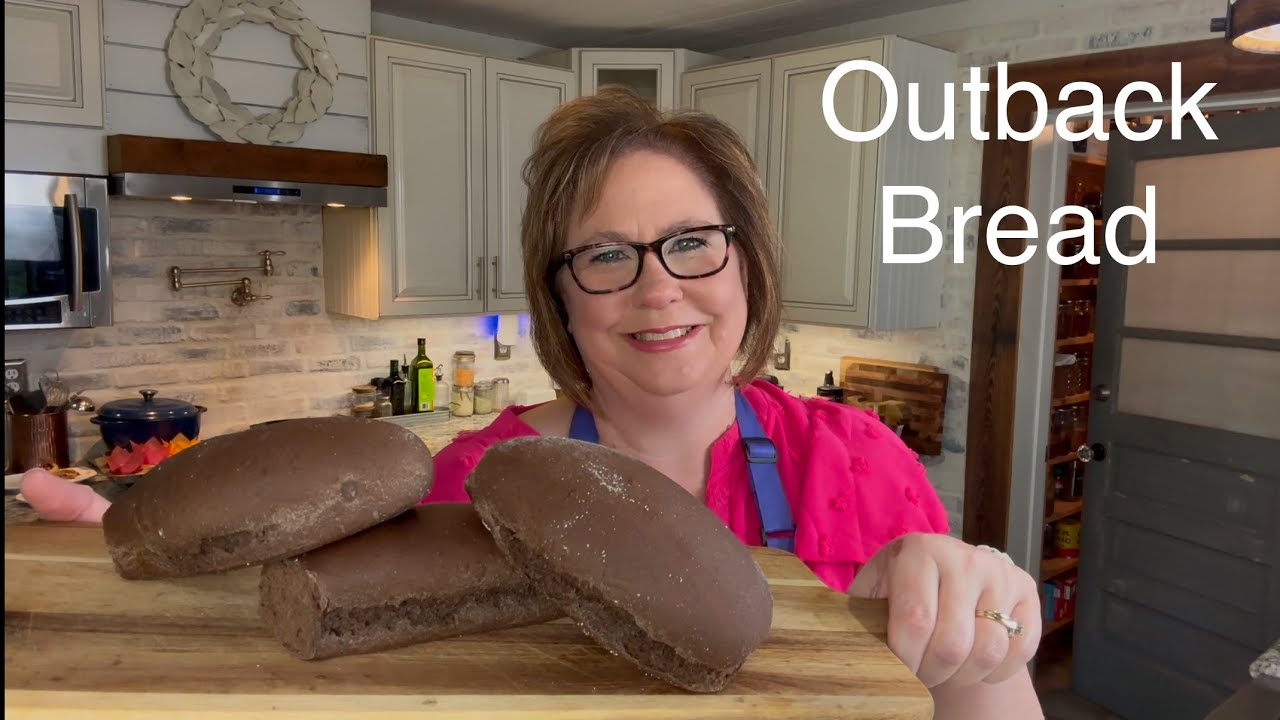 The Best Honey Wheat Bushman Bread Ever :: It’s An Outback Copycat