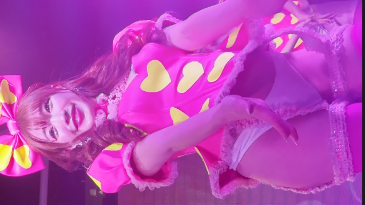 最前列で見るハート型ウィルス　りさ　うらら　まゆ　バーレスクTS