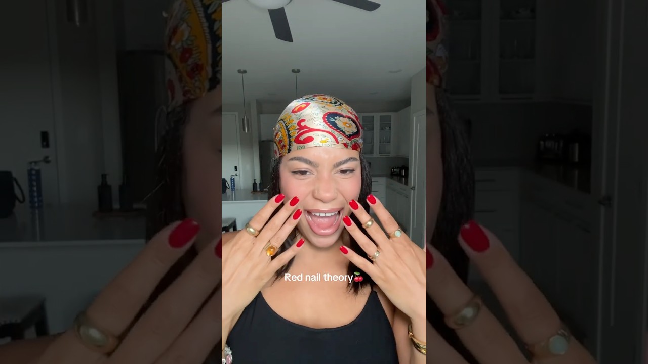 The red nails??? Tea🤏🏽🤏🏽 #nails #nailtransition #transition #rednails