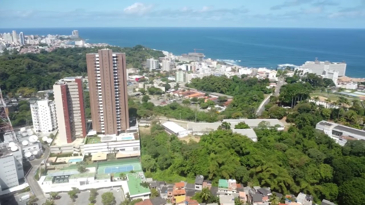 📍 Voo de Drone: Federação, UFBA e Litoral de Ondina | Salvador do Alto