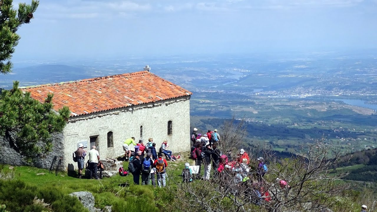 SAINT PIERRE DE BOEUF - CLUB VERT Rando de Pâques  2017  Chapelle St Sabin.