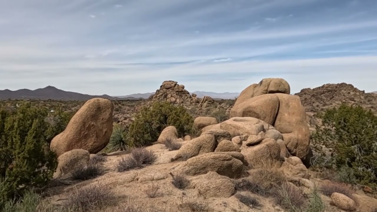 1.4 Billion Year Old Felsic Pegmatite along US-93 west of Nothing, AZ - Geology Road Stop