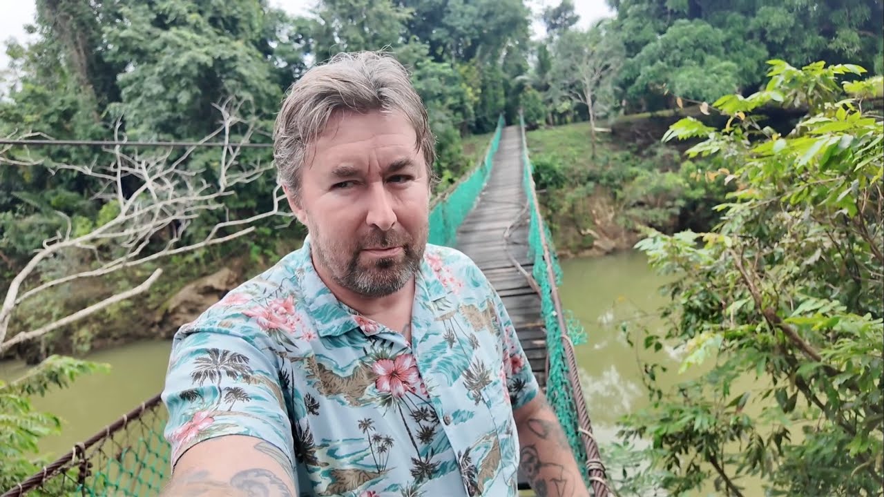 В джунглях Москитового берега на поиски затерянного города Джеронимо — получение помощи от местны...