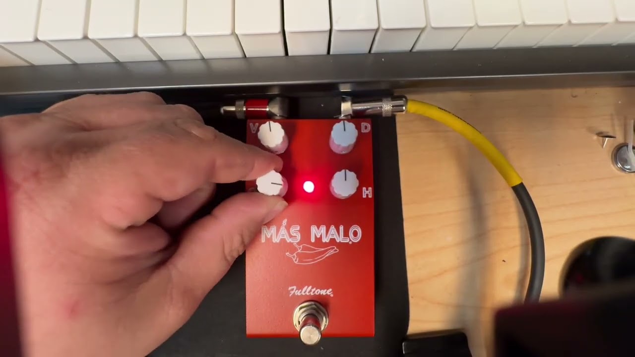 Fulltone M&aacute;s Malo Overdrive/Distortion Pedal Demo