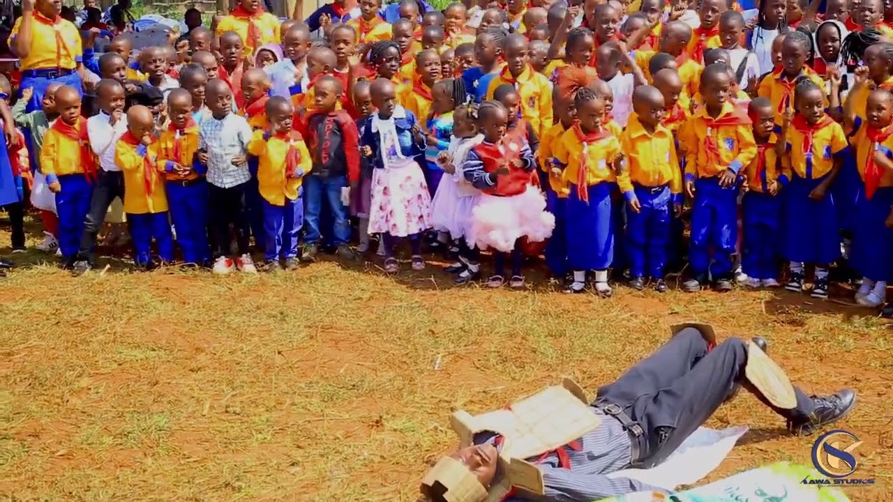 Daudi// children performing at Nyankongo Central Camp Center 