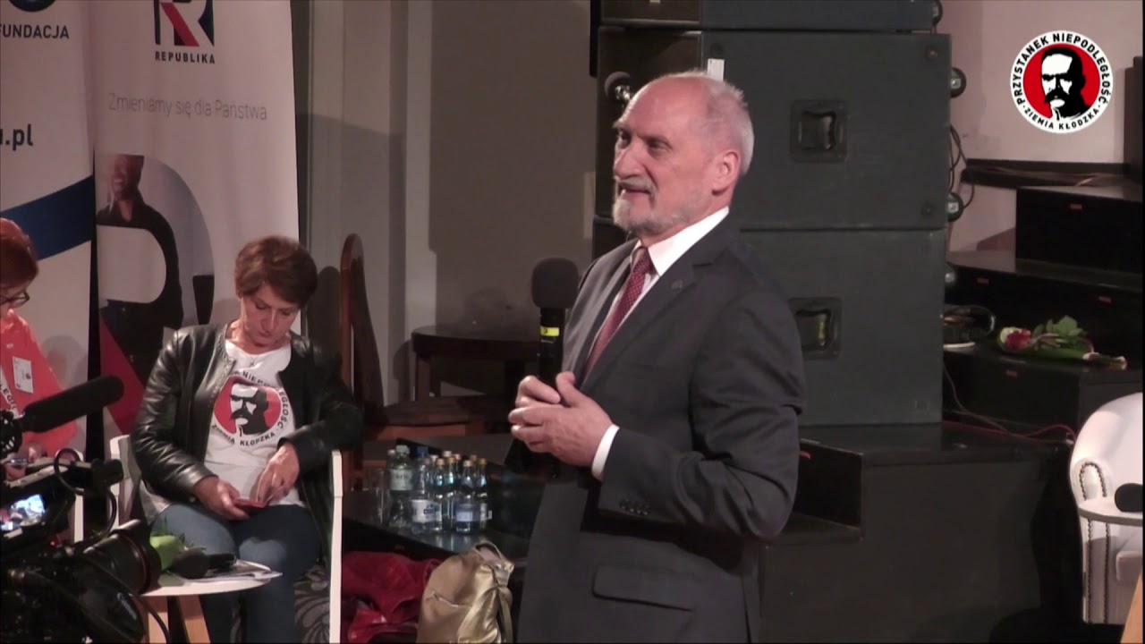 PN5: Antoni Macierewicz - Smoleńsk pamiętamy.
