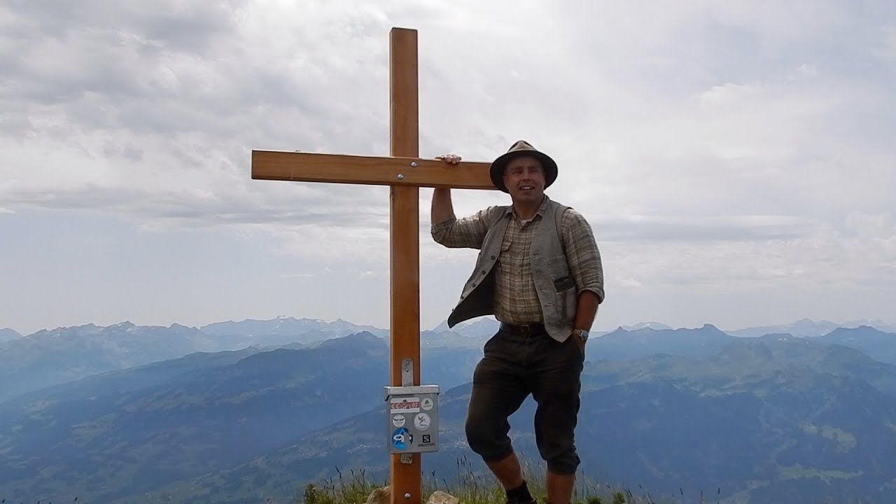 Bushcraft M&auml;ke &uuml;berlebt st&uuml;rmischen Abstieg vom Schibenstoll nur knapp....