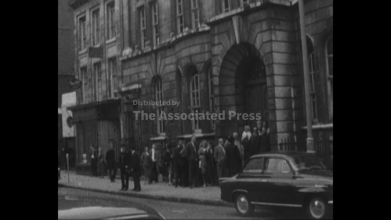 WARD COURT - NO SOUND