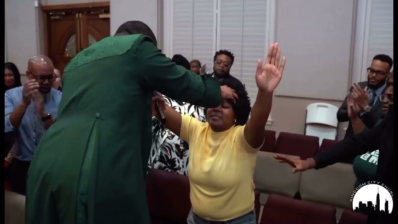 Prophet Brian Carn flowing in deliverance and the prophetic pt 2
