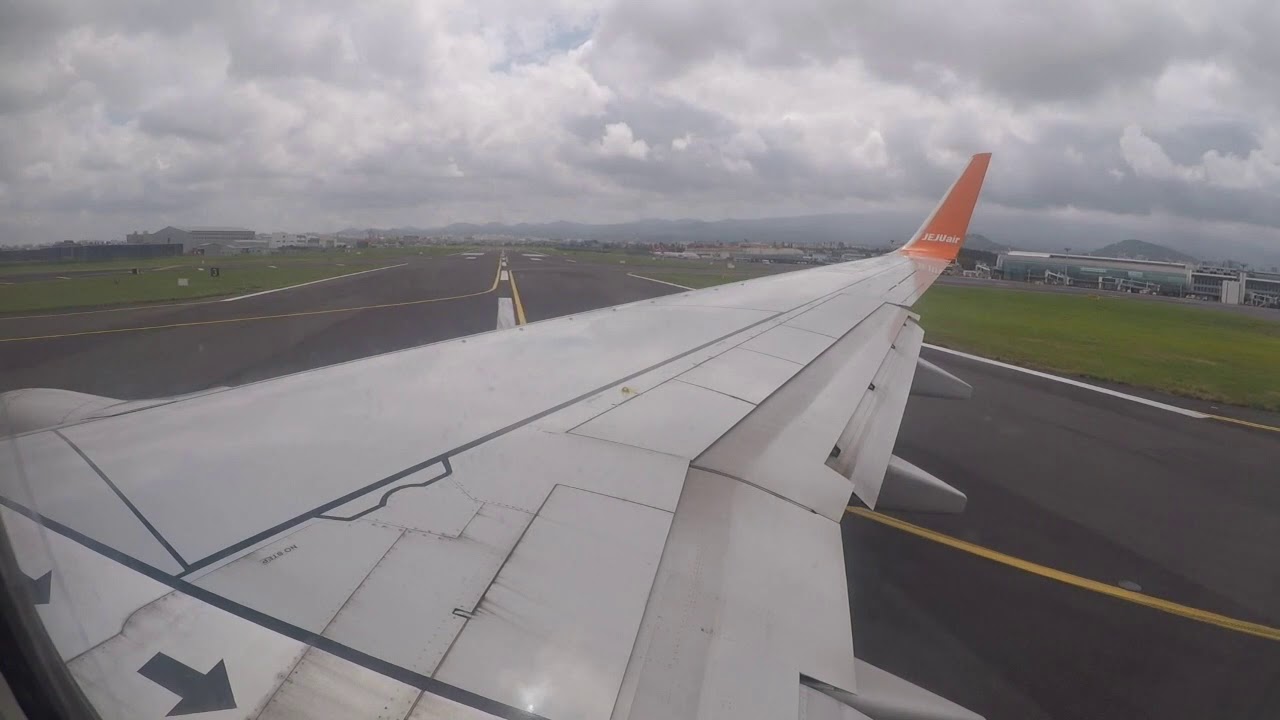 FLIGHT REPORT :  JEJU AIR (제주항공) - Flight 7C108 - HL8088 -  Jeju Intl (CJU) - Gimpo (GMP)