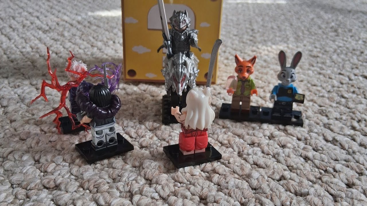 Reviewing Lego Minifigures Zootopia + Anime