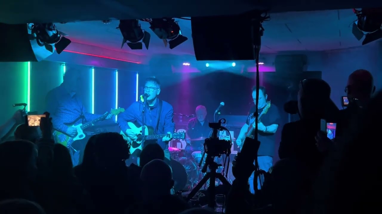 Pristine Christine - James from The Sea Urchins, London 12/2/25