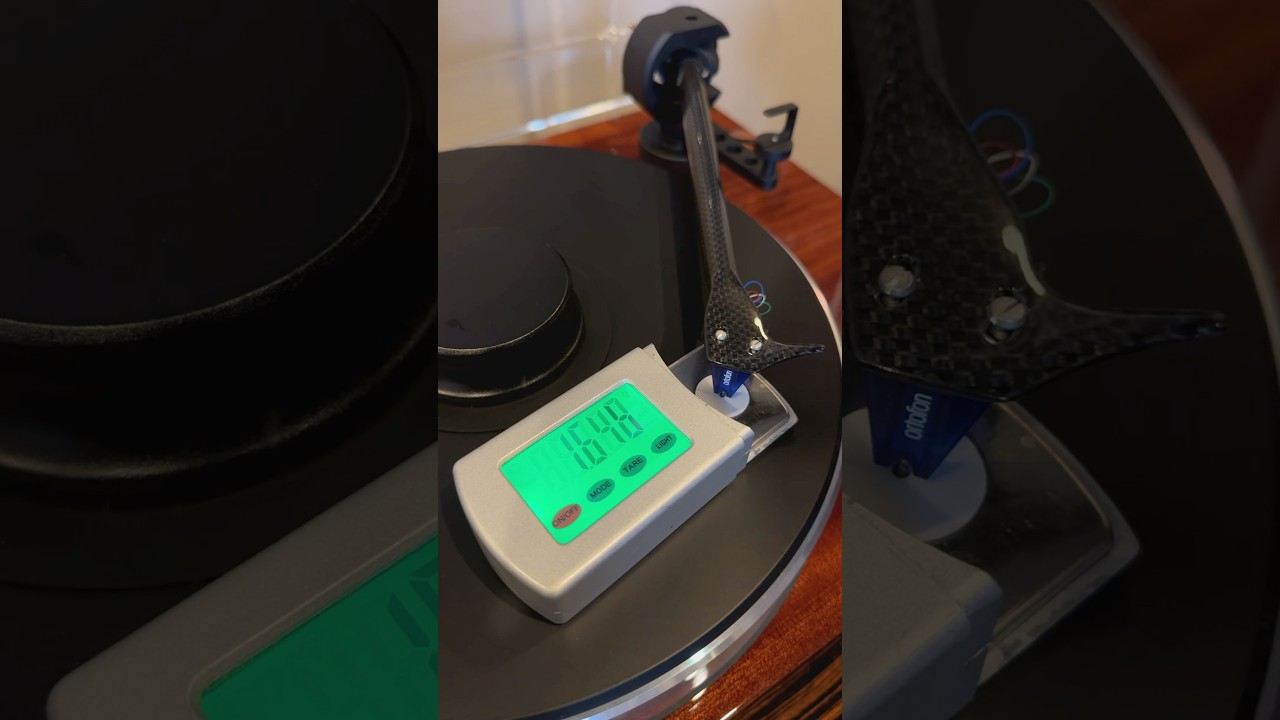 Balancing a tonearm in less than a minute😳 #RecordStoreDay2025 #TurntableSetUp #HowTo