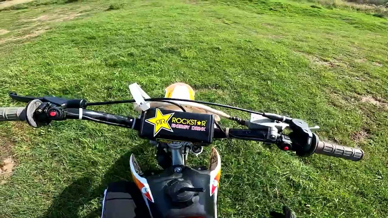 Hogyan kell elindulni valtos motorral! + Up shifting/Down shifting Tutorial video HUN