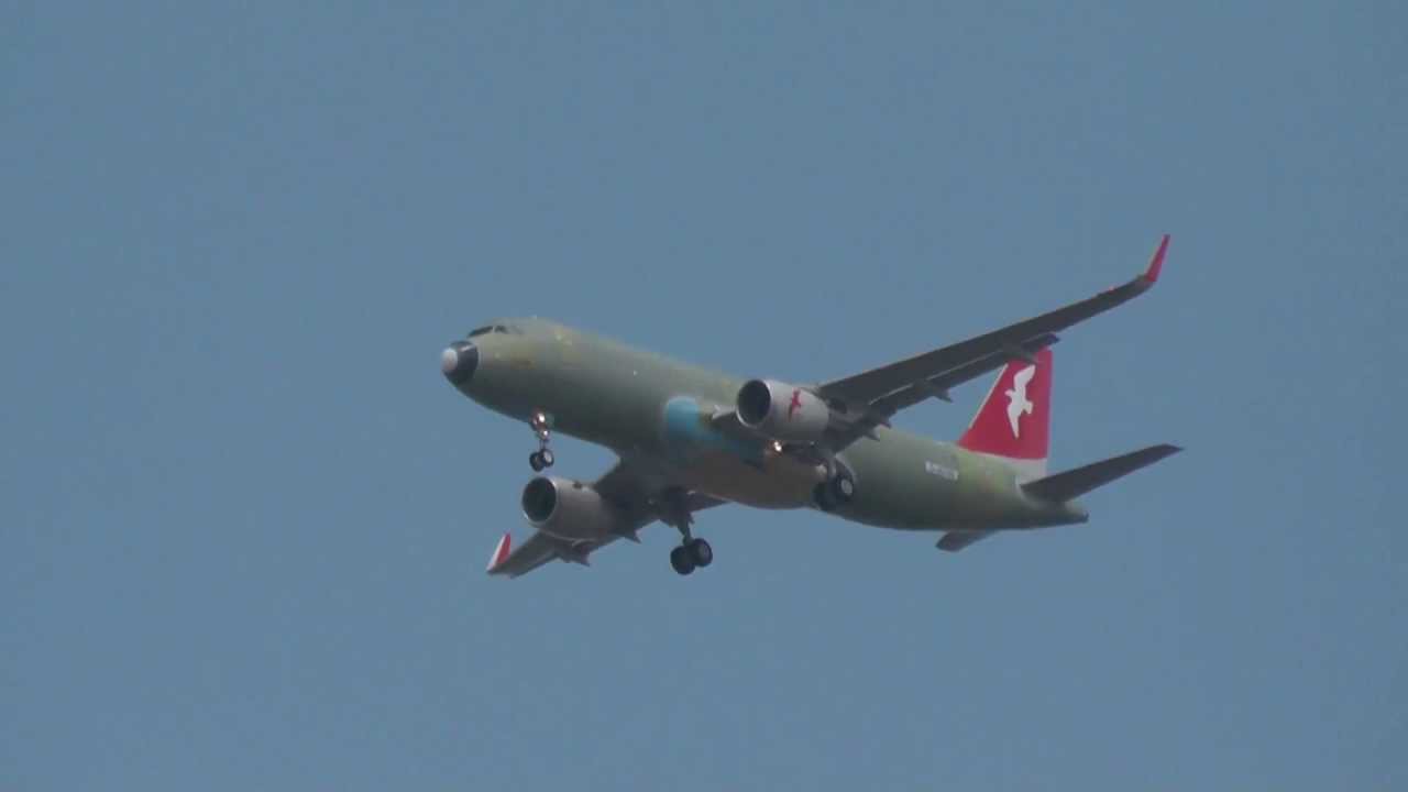 Airbus A320 sharklets Air Arabia A6-ANR landing approach Hamburg Finkenwerder