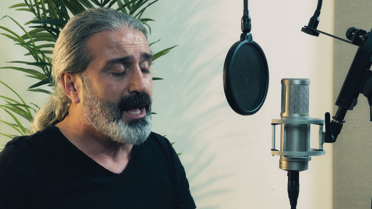 Lur Şivano - Atilla Yusufoglu (Acoustic Performance)