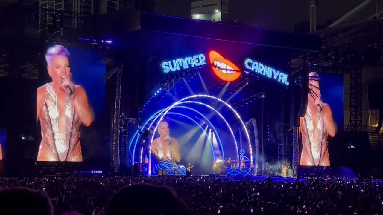 PINK 'F'''kin Perfect' Sydney Accor Stadium 16/03/2024