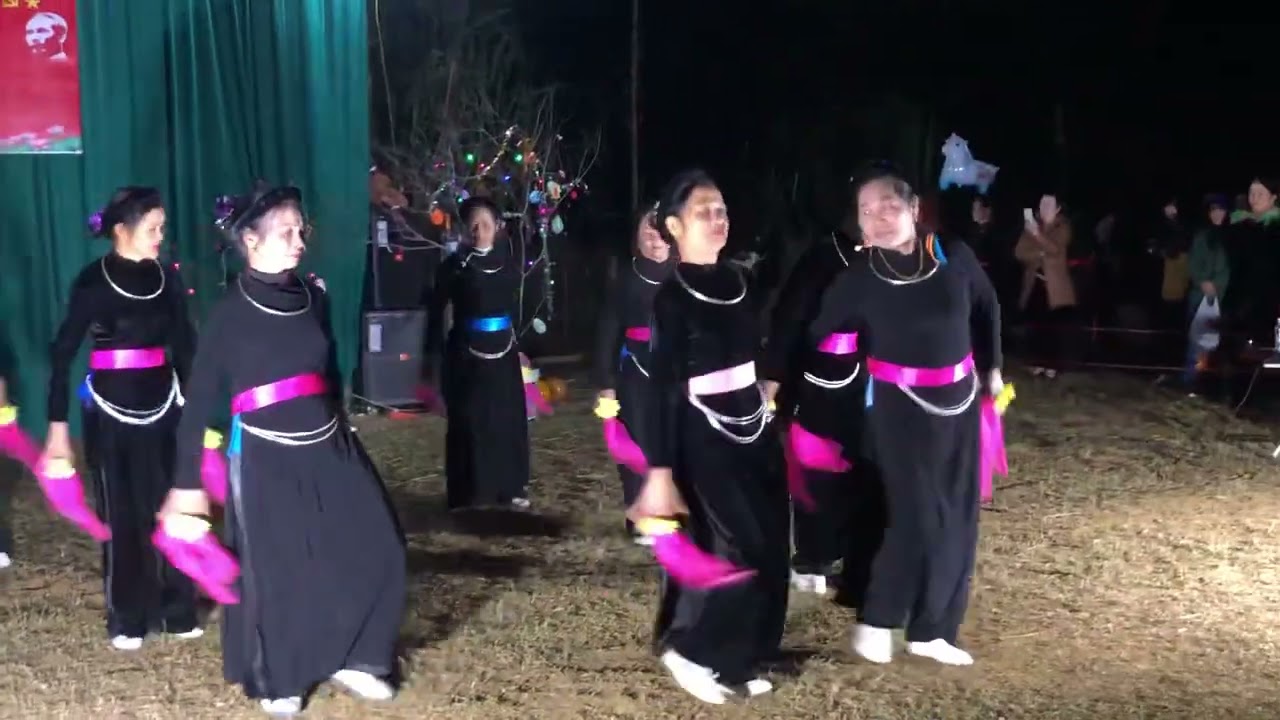 Văn nghệ mừng xuân Nhâm Dần