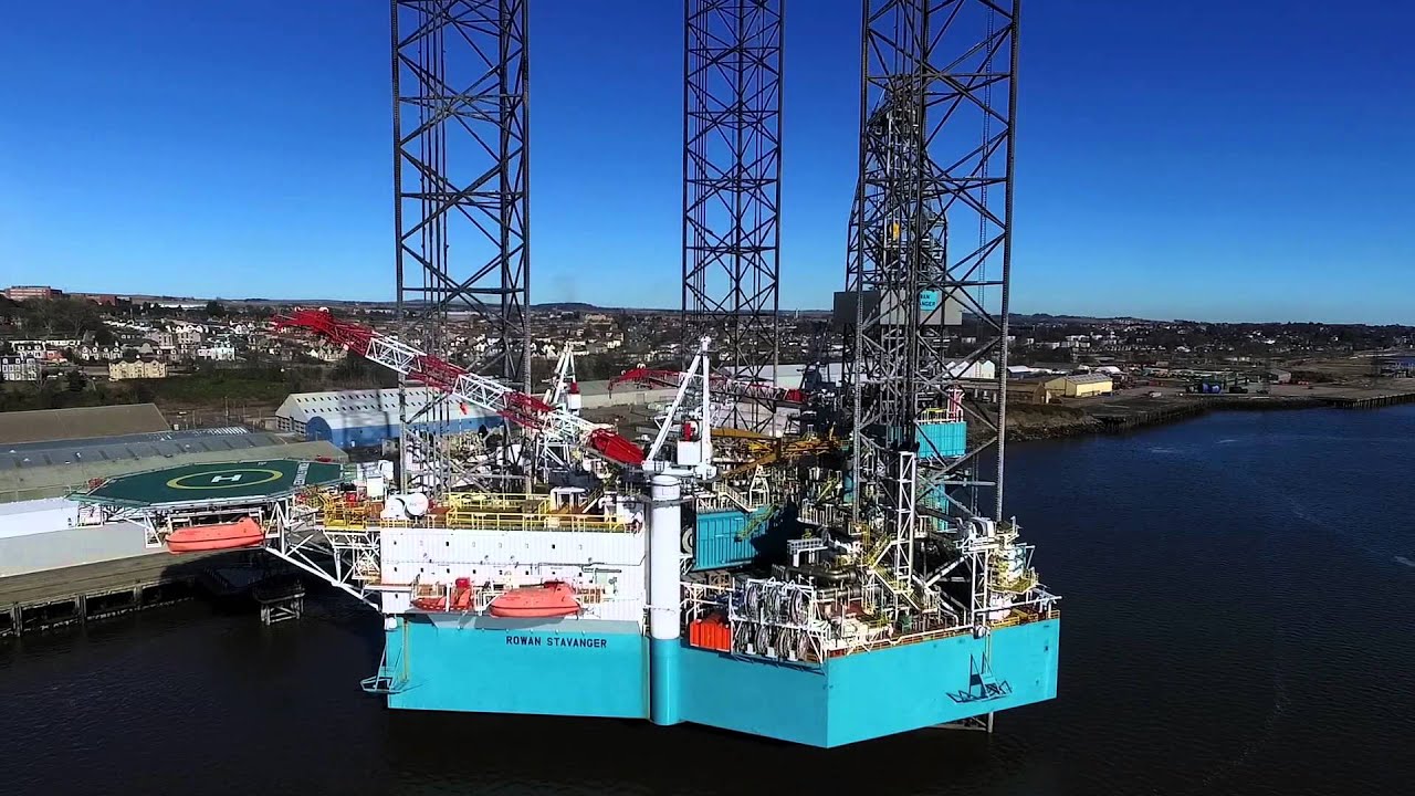 Rowan Stavanger (Offshore Jack-Up Drilling Rig) - DJI Phantom 3 Drone Flight