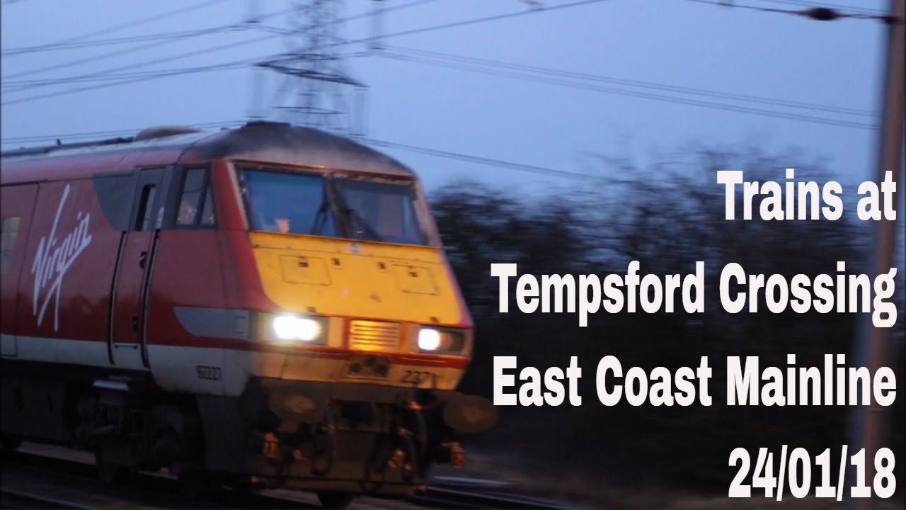 Trains at Tempsford Level Crossing, ECML | 24/01/18