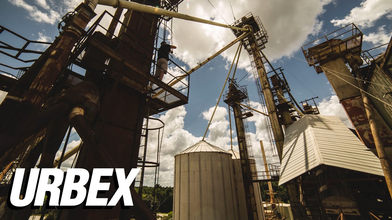 Exploring a Rusty Abandoned Factory and Quarry