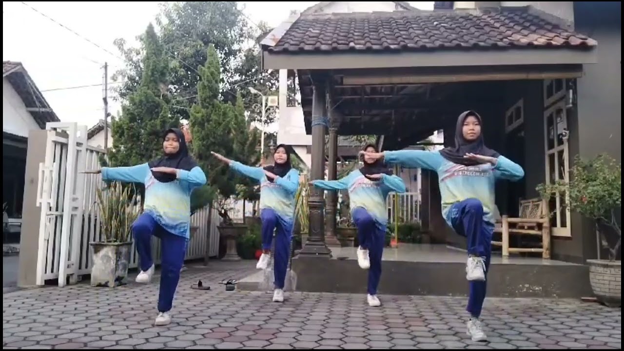 SENAM KREASI LAGU SOMEBODY PLEASURE X SEMPURNA KELOMPOK 3