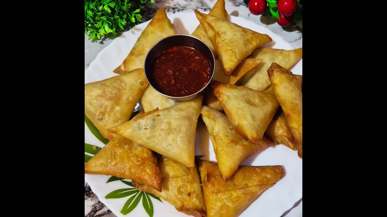 Ramazan special chicken samosa ki recipe, crispy and crunchy #food #recipe #tastyindia #ramadan 