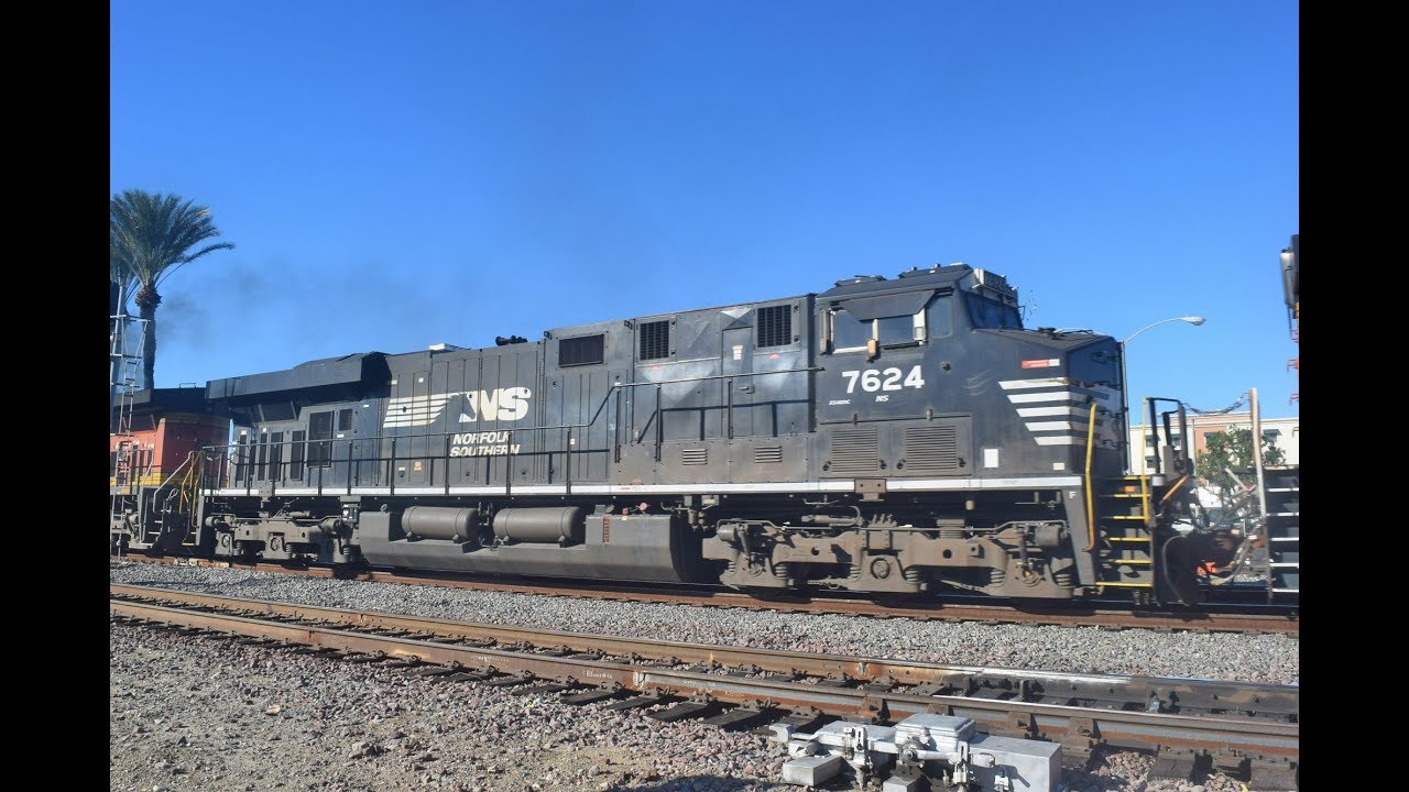 1-20-18! Railfanning Fullerton station! Featurng NS power CitiRail & a fakebonnet power!