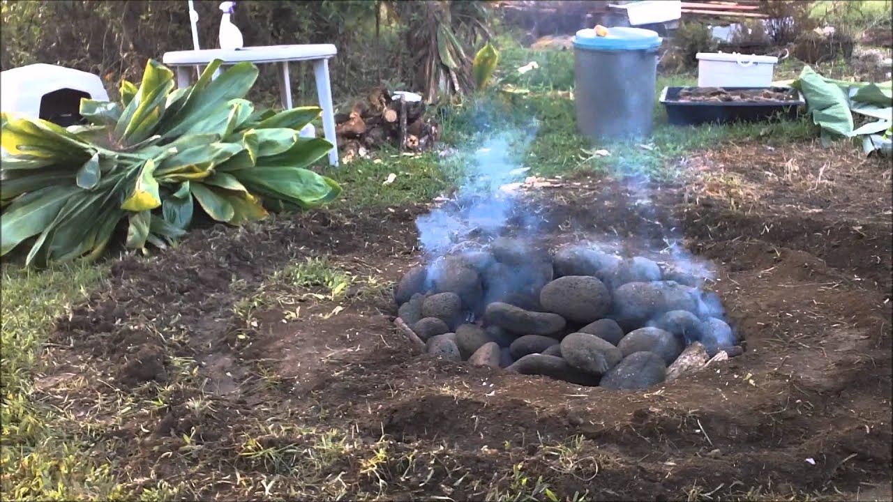 Making Kalua Pig.wmv