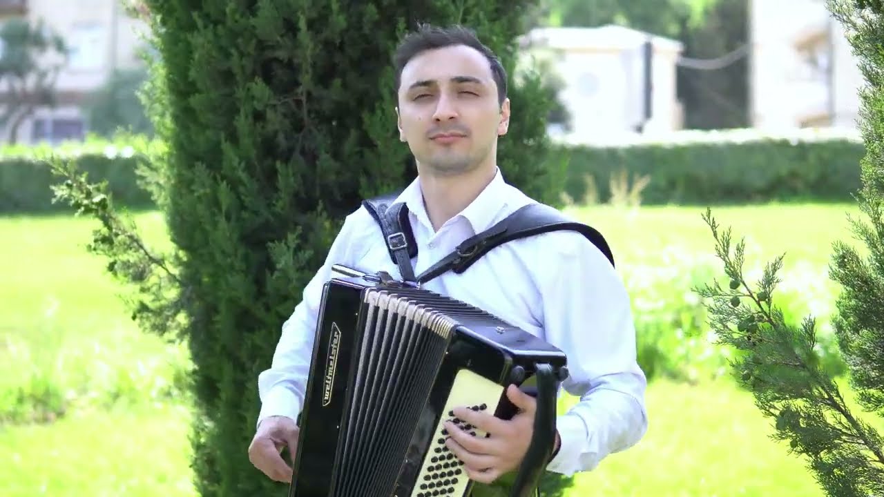 Gunes - İntiqam Kazımov Akordeon da ifa ( Rəsmi Musiqi ) 4K