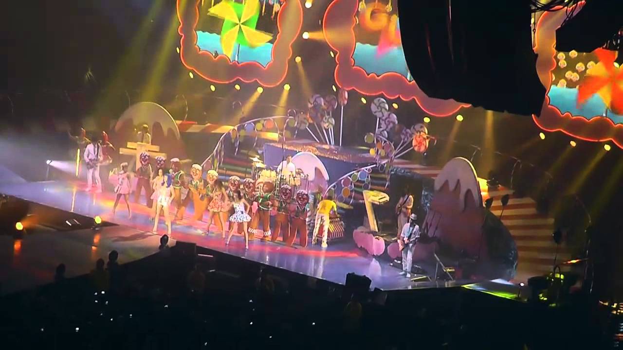 Katy Perry - California Gurls - California Dreams Tour @ Nottingham - 5 nov 2011