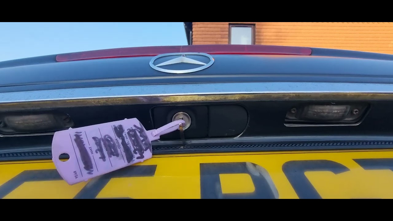 CL500/55 Flat battery. How to open trunk