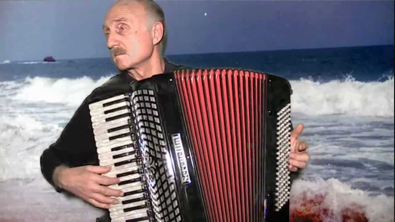 Vals Sobre Las Olas - Juventino Rosas - Over The Waves accordion