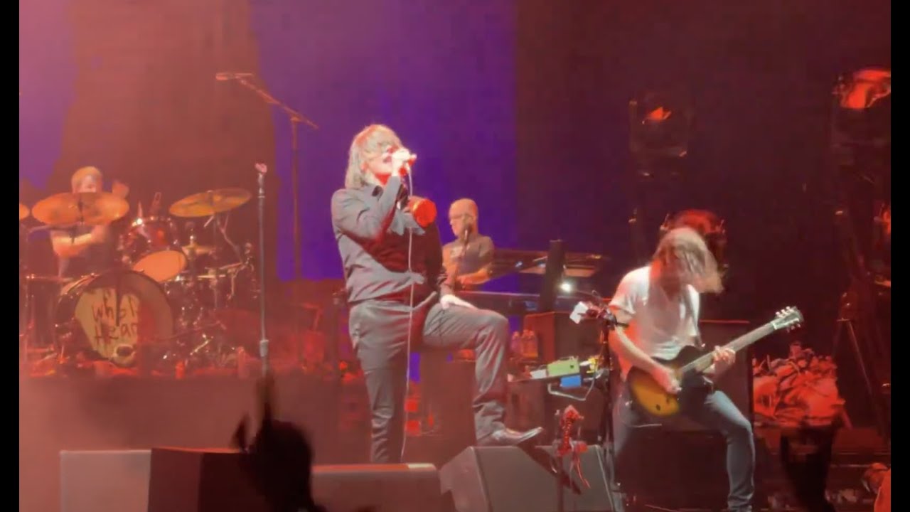 This Is the Best Day Ever - My Chemical Romance live Las Vegas 10/07/2022￼ (In 4K & Frank focused)