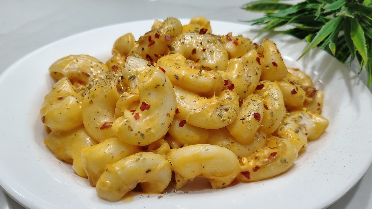 Caramelized Onion Pasta Recipe | Perfect Pasta Recipe | Simpe & Easy Pasta  | Bushra’s Yummy Recipe