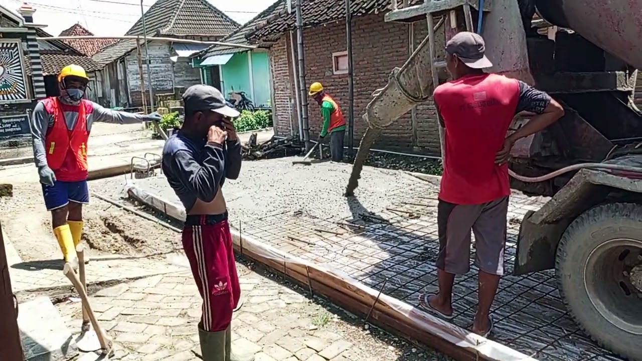 PENGECORAN JALAN DUSUN BRABUAN BAGIAN PLOSOK DESA: PANDANTOYO TEMAYANG BOJONEGORO 