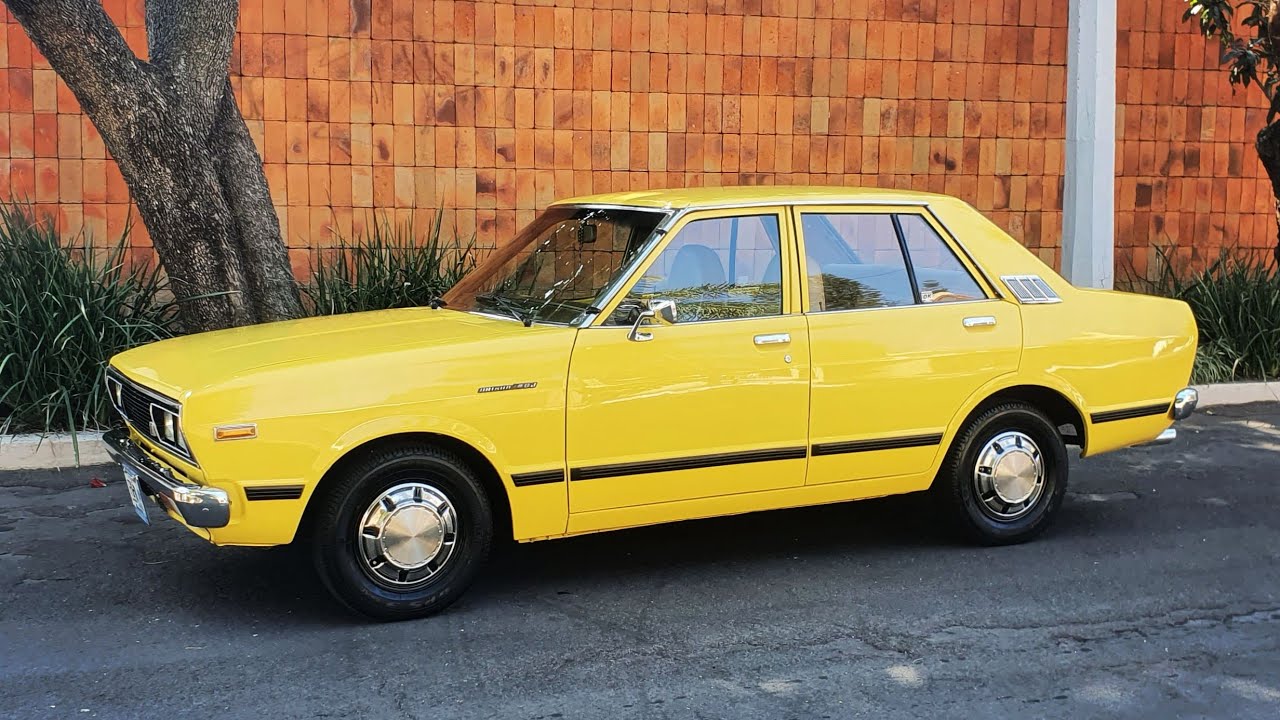 A Sus Casi 40 años y todavía se Conduce Como Nuevo Datsun 1983 un auténtico Roba Miradas