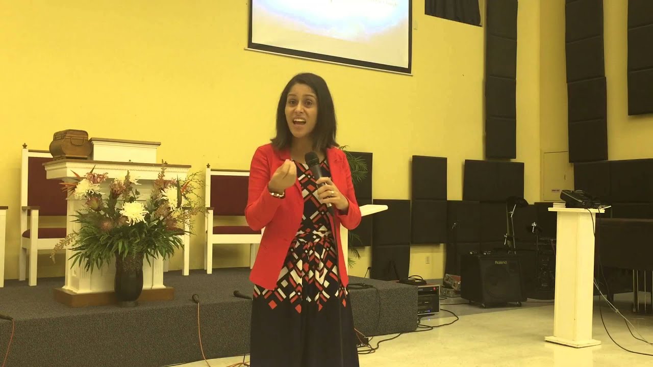 Dra. Rosana Alves. 