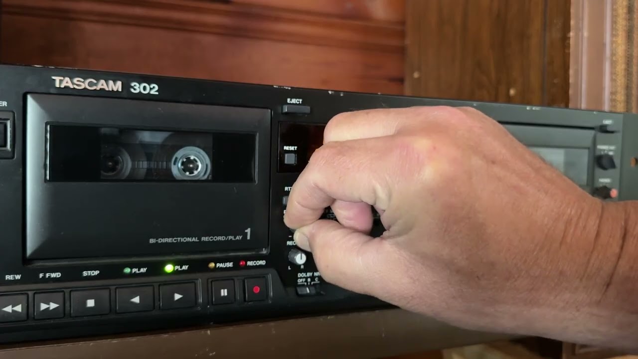 Tascam 302 Cassette Deck