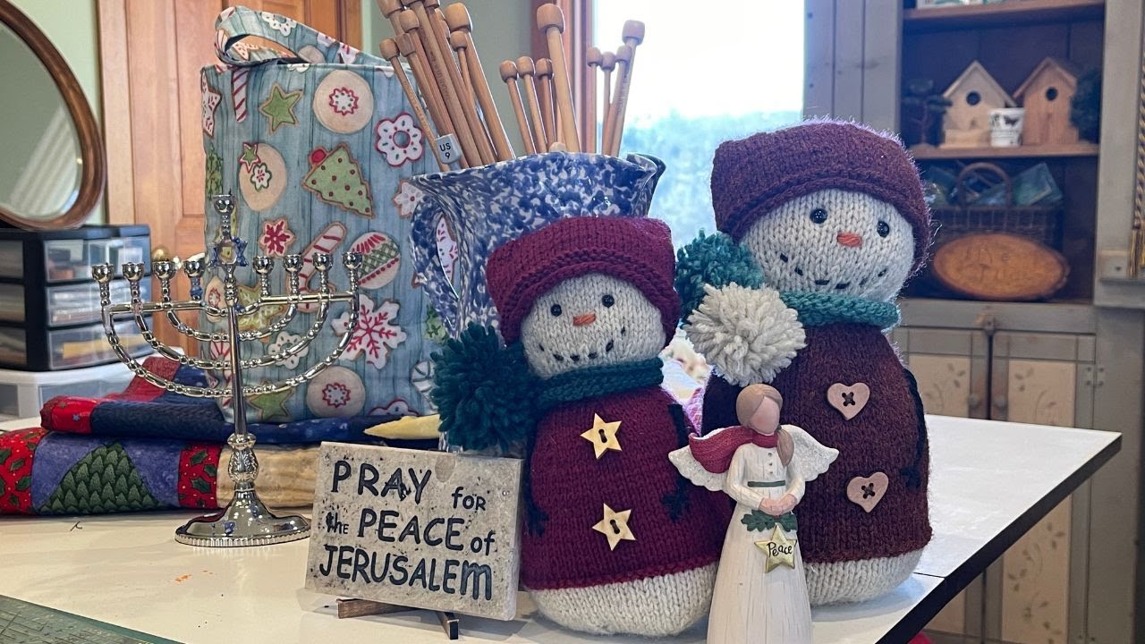 A Faith & Knitting Christmas~2025