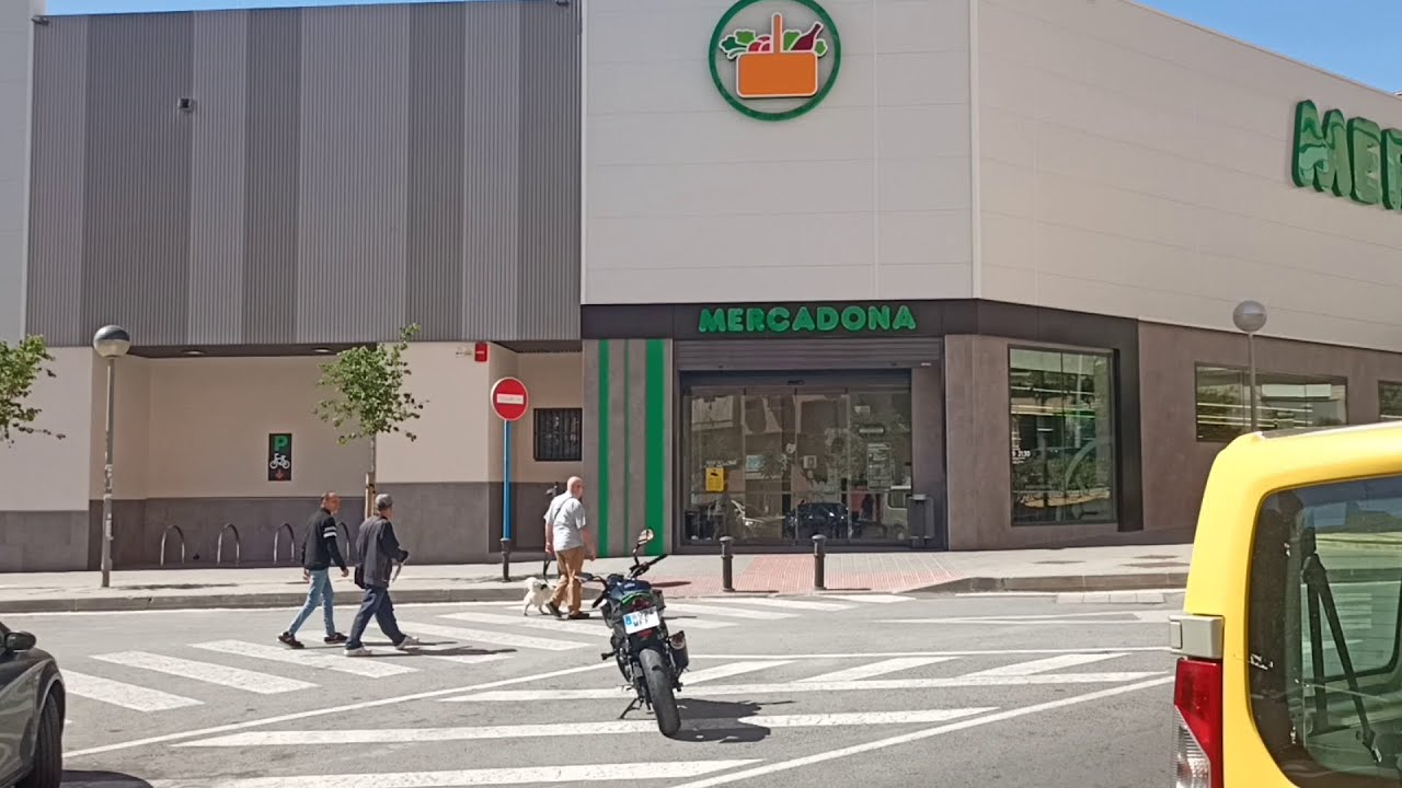 BARRIO DEL ALTOZANO, ALICANTE.#emigracion #viviendas #alquiler #alicante #españa #alicante